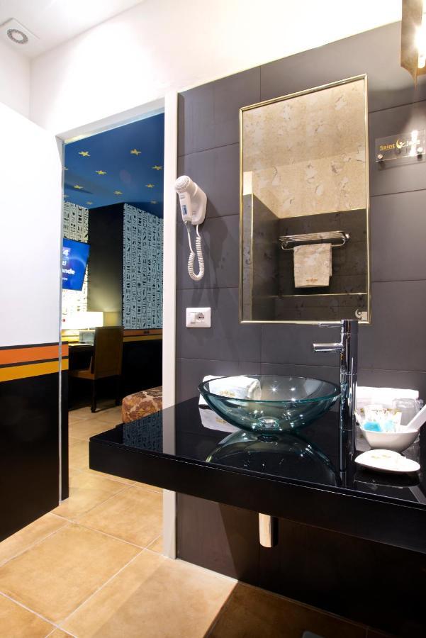 Design Suite Tirano Bagian luar foto