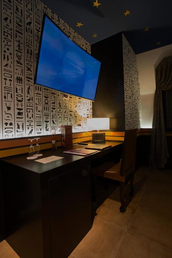 Design Suite Tirano Bagian luar foto