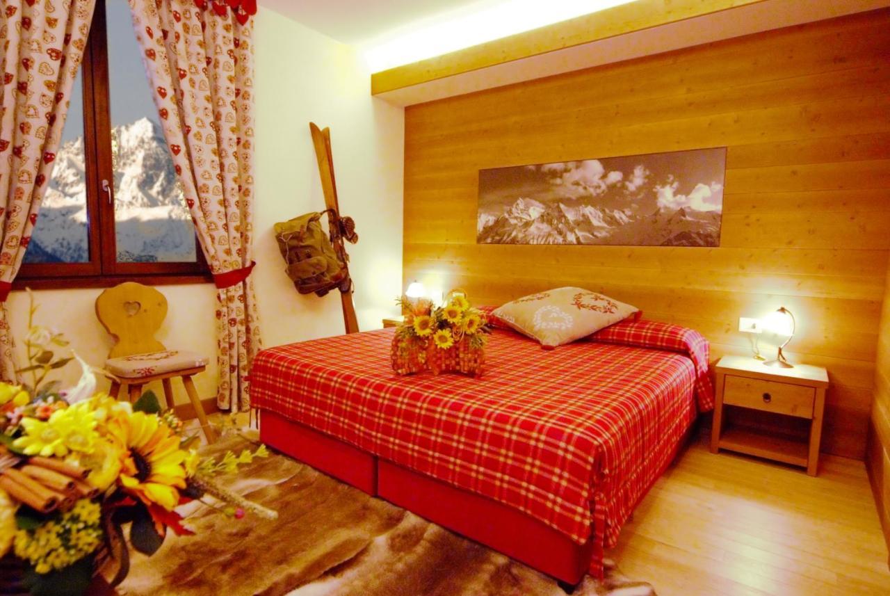 Design Suite Tirano Bagian luar foto