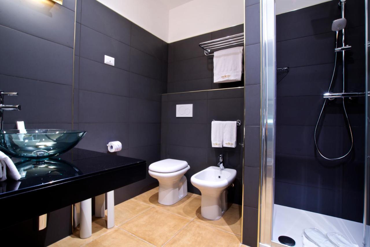Design Suite Tirano Bagian luar foto
