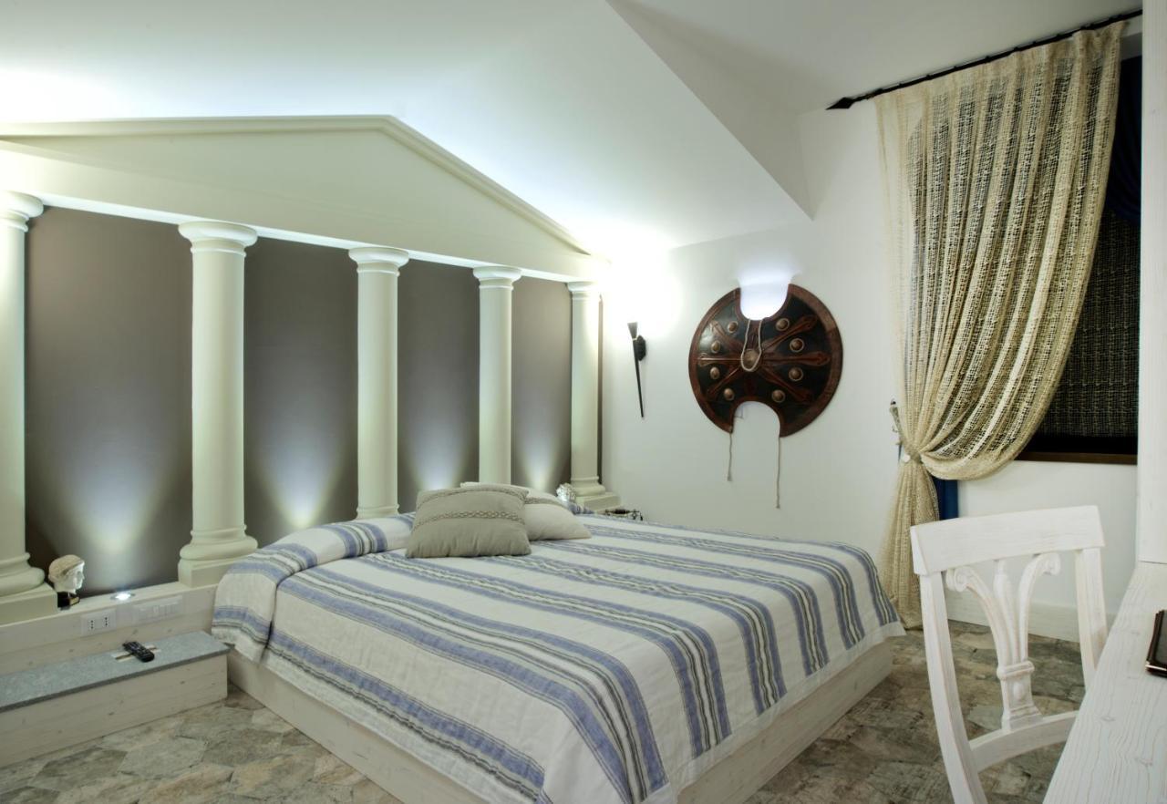 Design Suite Tirano Bagian luar foto