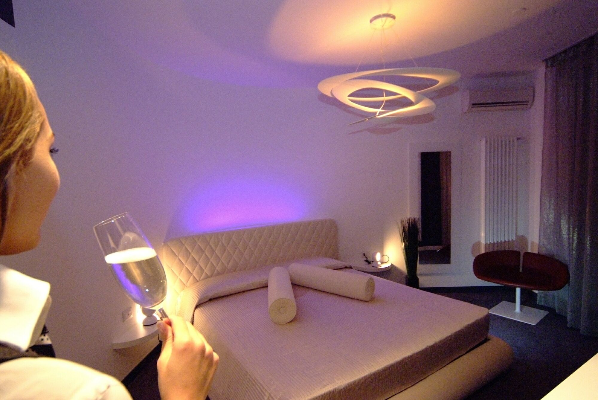 Design Suite Tirano Bagian luar foto
